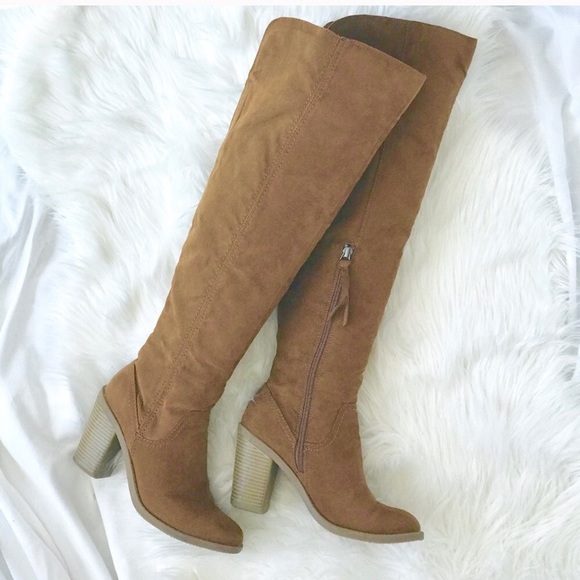 Dolce Vita Over the Knee Boot - Picture 2 of 8